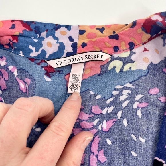 Victoria's Secret Women's Floral Kimono Boho Cover Up Tunic‎ Top Open Front XS - Picture 7 of 10
